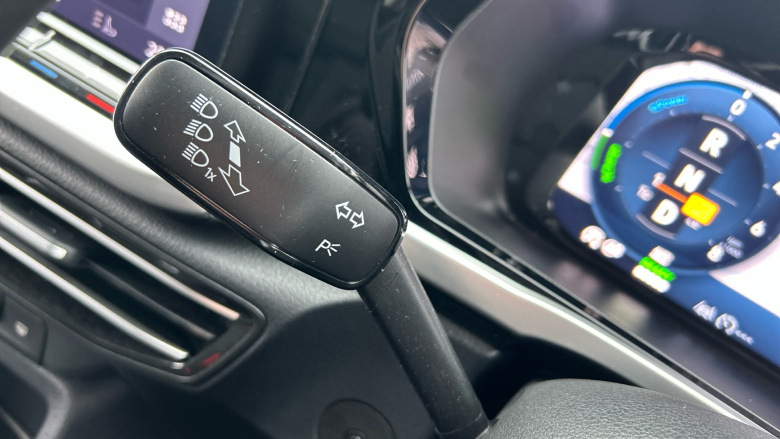 Ford Transit Connect 250 L2 Petrol 1.5 EcoBoost PHEV 150 Trend Van Auto